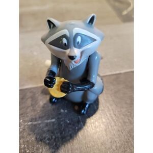 Wind up Meeko Burger King Pocahontas Disney Pixar toy figure